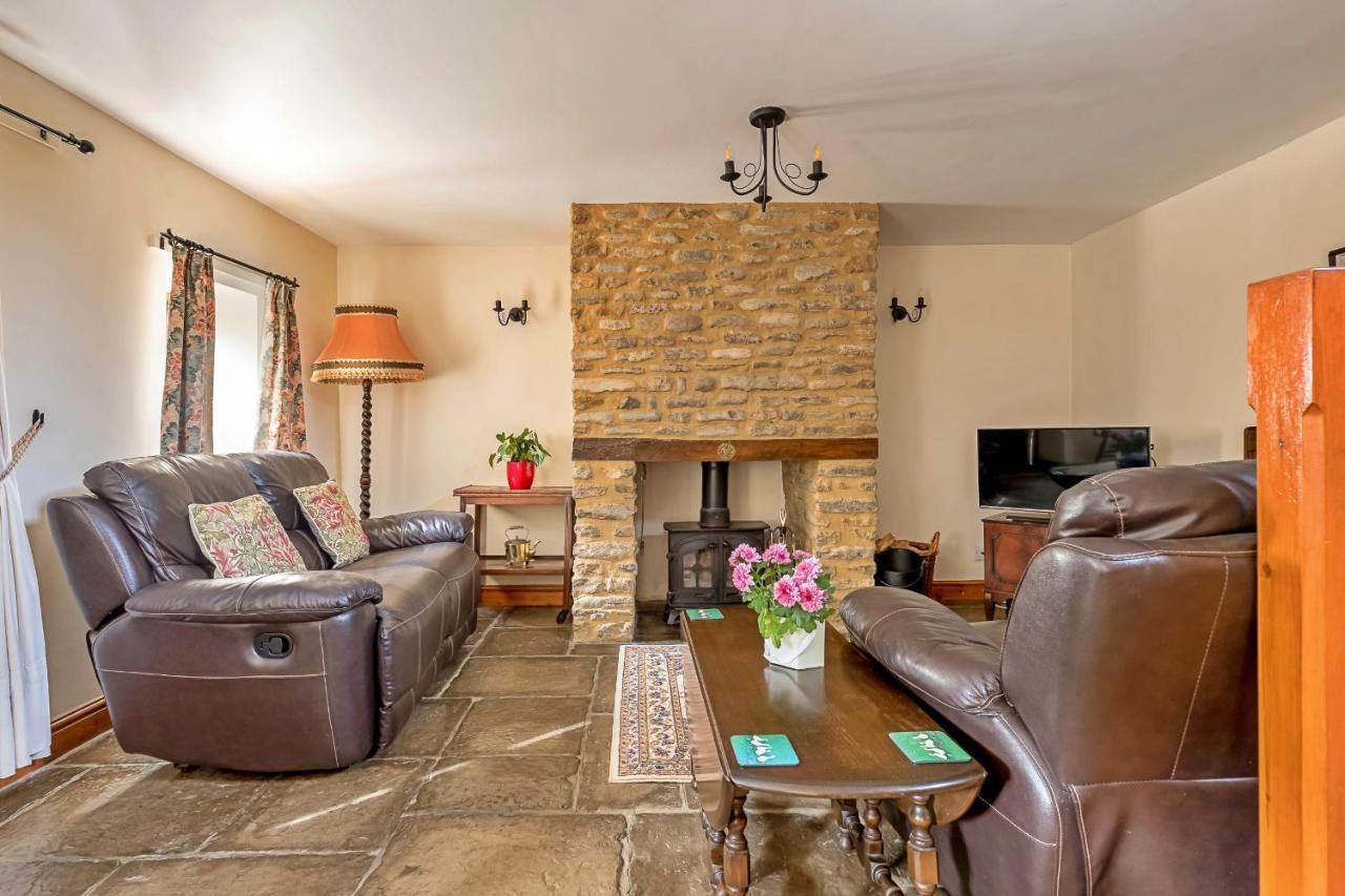 Finest Retreats - Fives Court Cottage North Cheriton エクステリア 写真