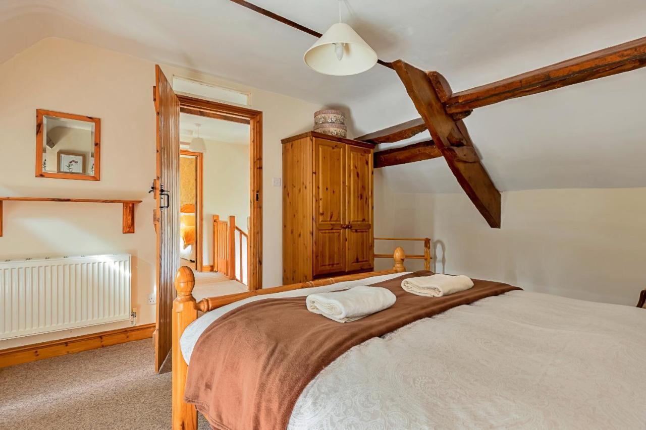 Finest Retreats - Fives Court Cottage North Cheriton エクステリア 写真