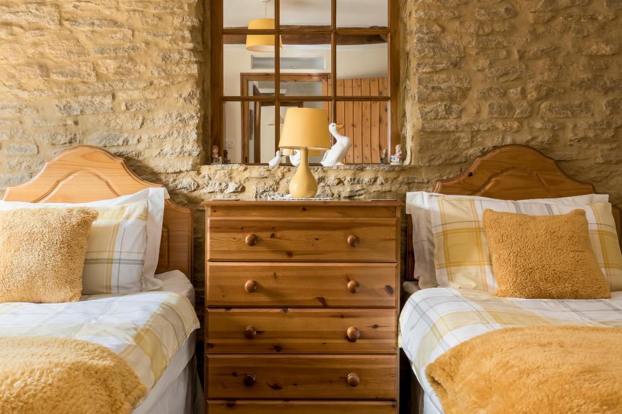 Finest Retreats - Fives Court Cottage North Cheriton エクステリア 写真