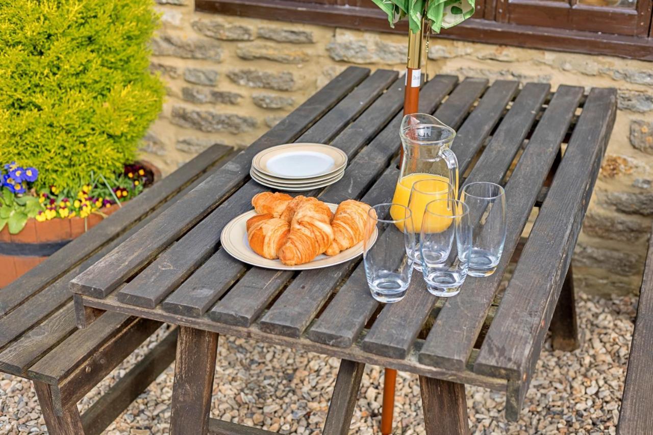 Finest Retreats - Fives Court Cottage North Cheriton エクステリア 写真