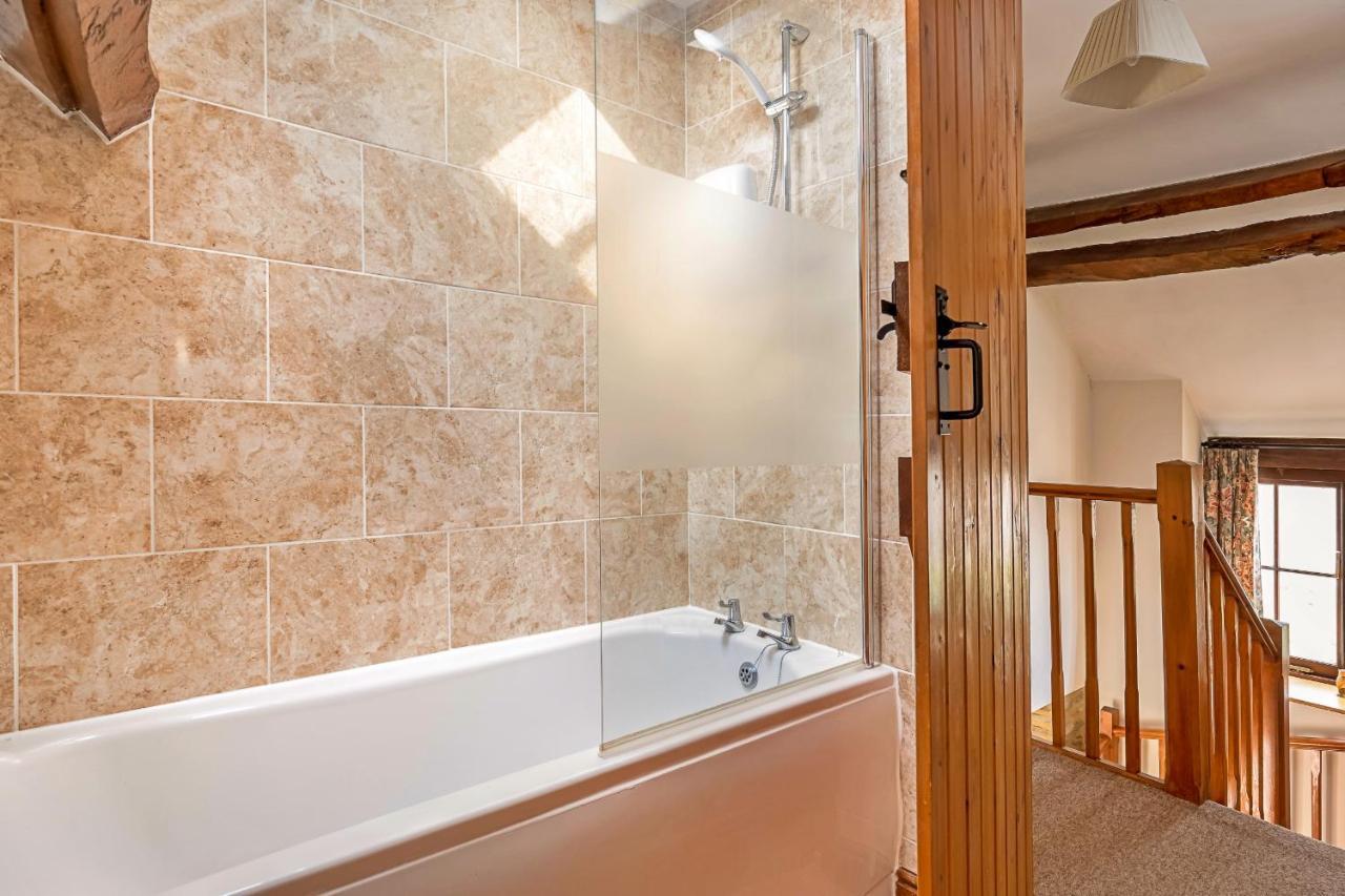 Finest Retreats - Fives Court Cottage North Cheriton エクステリア 写真